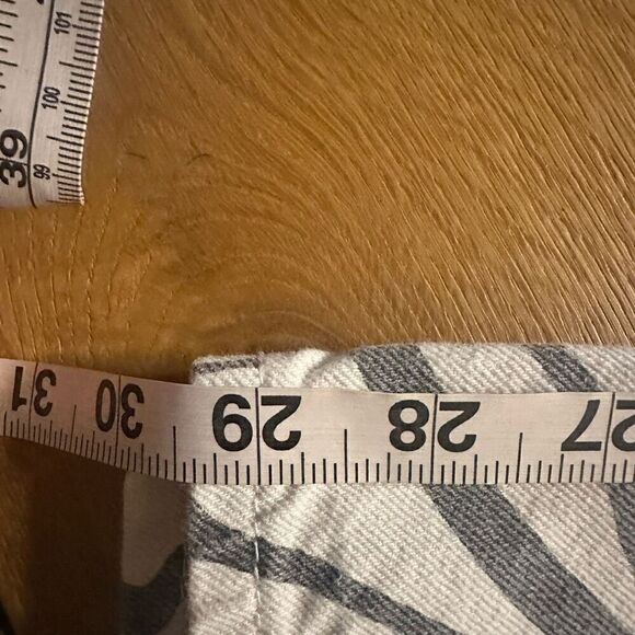 Pacsun butterfly dad jeans gray and white 25 - Picture 9 of 11